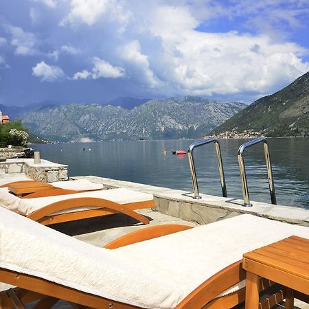 A Hundred Olive Trees Apartments Kotor Dış mekan fotoğraf