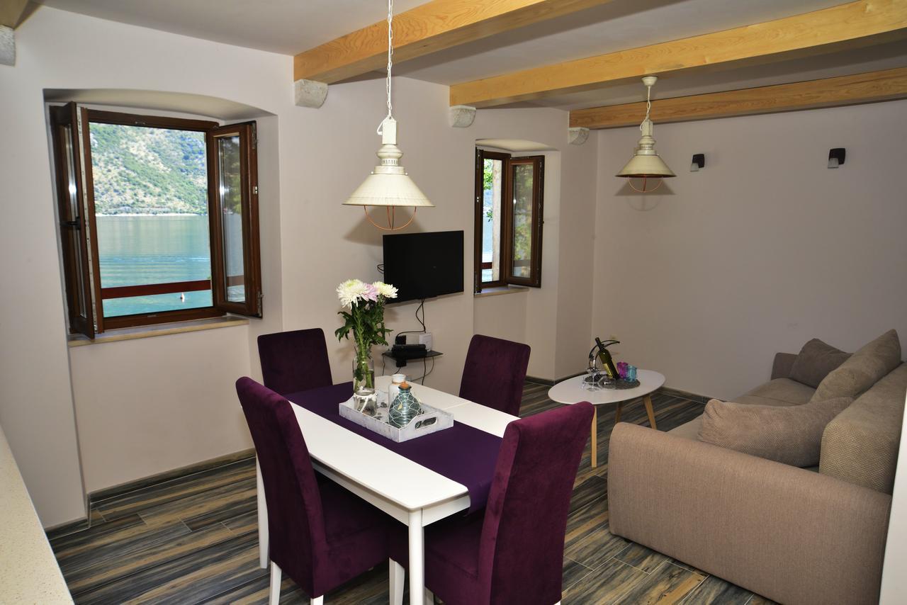 A Hundred Olive Trees Apartments Kotor Dış mekan fotoğraf