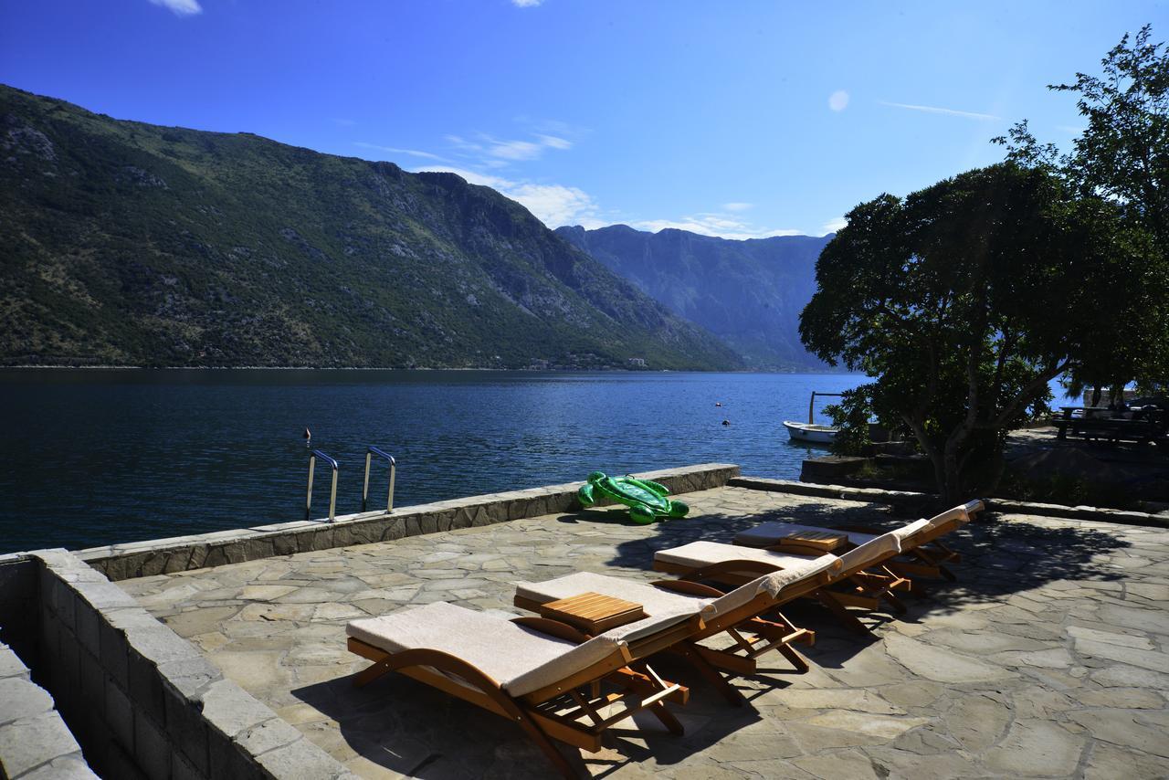 A Hundred Olive Trees Apartments Kotor Dış mekan fotoğraf